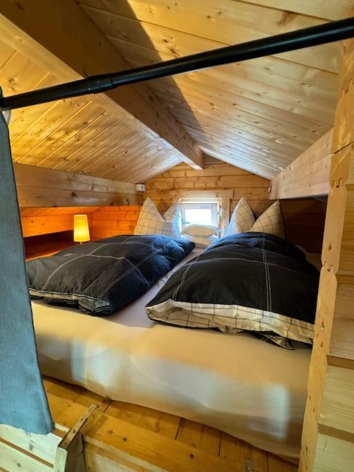 נוירייכנאו Cozy I Blockhuette Im Nationalpark I Ferienwohnung מראה חיצוני תמונה